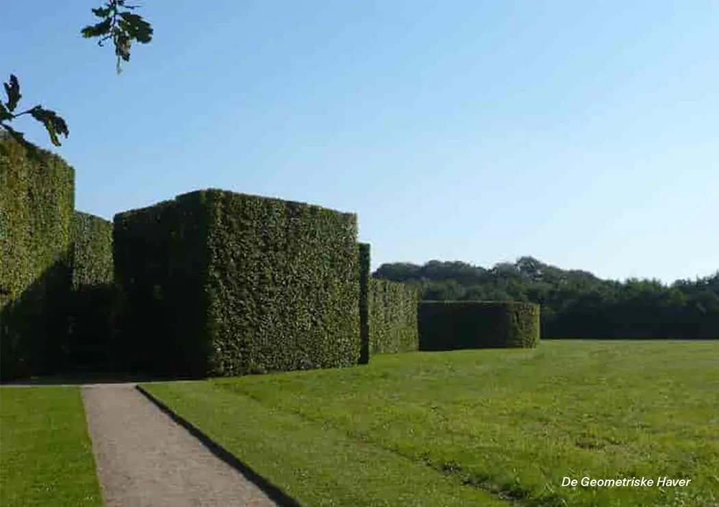 2_om-hojhuset_geomatriske-haver.webp